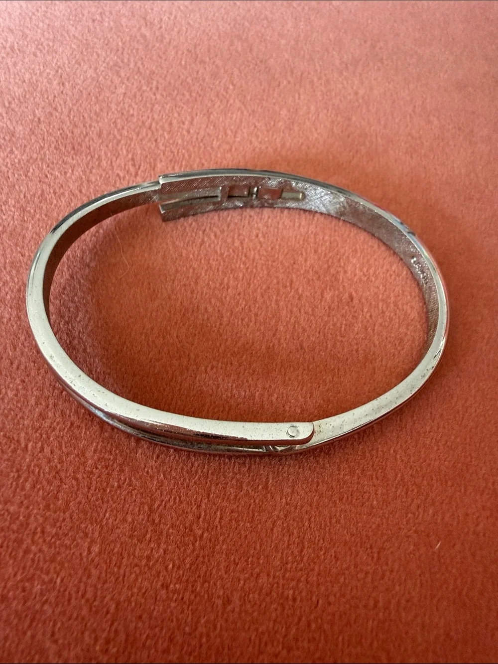 Avon Vintage Hinge Silver Colored Bangle Braclet